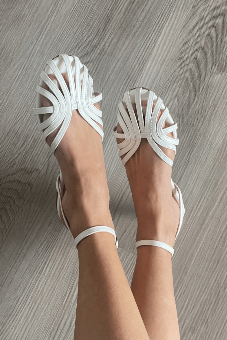 Carla™ | Sandalias planas trenzadas