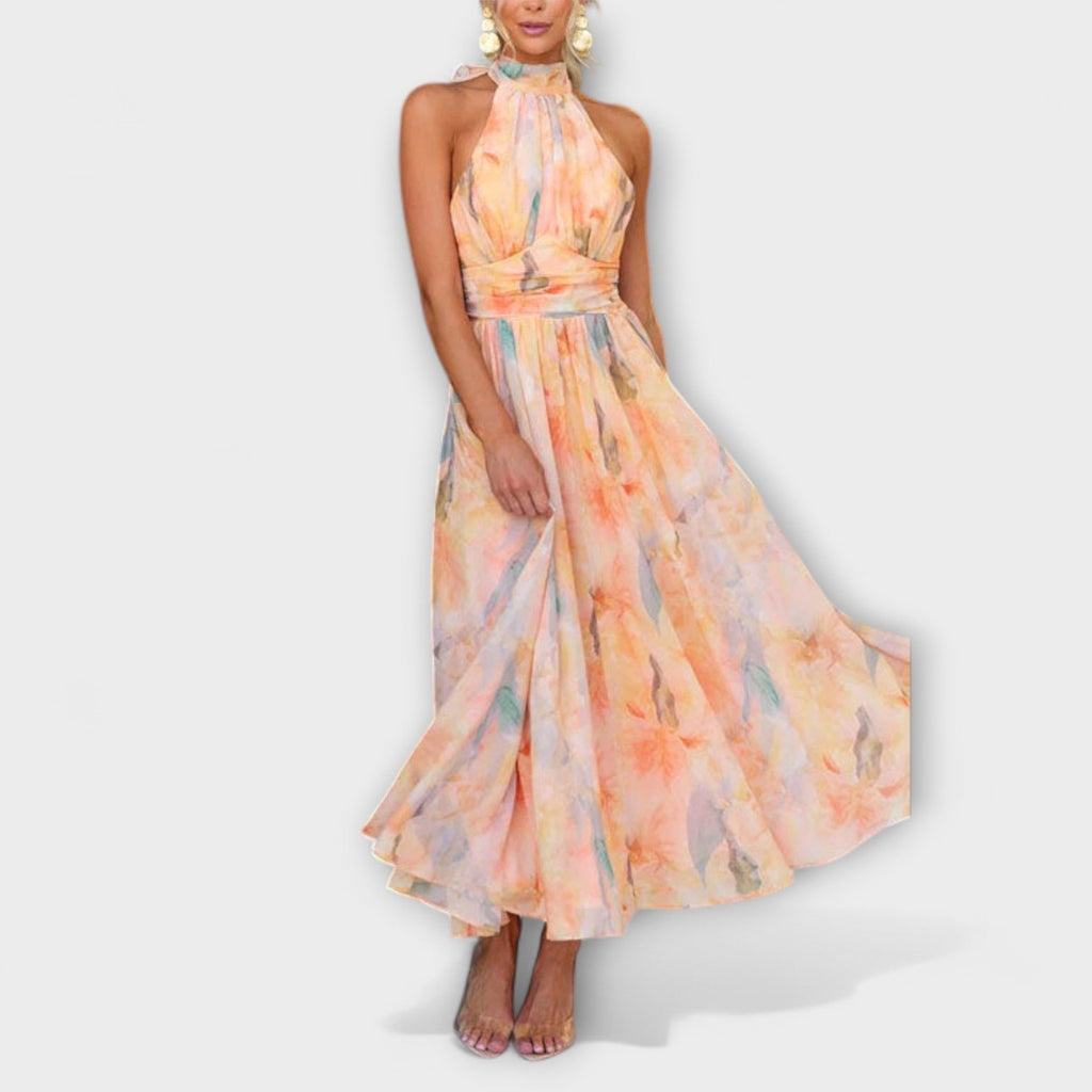 Vestido de cuello halter con estampado en acuarela