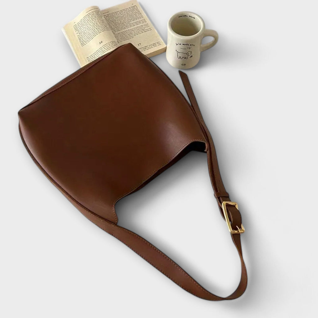 Aurora. – Elegante bolso de cuero para el hombro con diseño atemporal